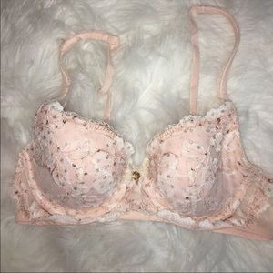 VS bra 34b